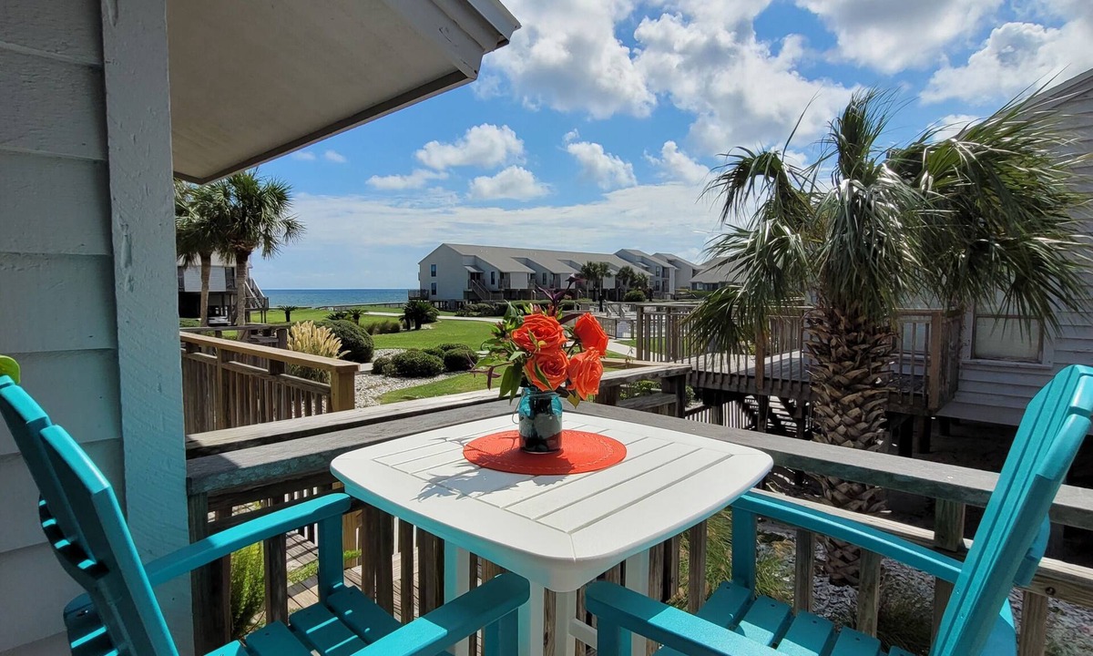 East End House | August 2026 Big Savings! Gulf views, community pool