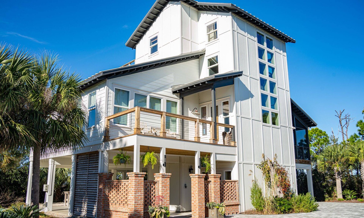 Plantation House | August 2026 Big Savings! 'Forcynthia' Luxury Bay Home 4BR/4.5BA