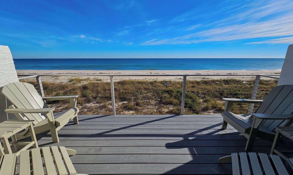 St. George Island Condo | August 2026 Big Savings! Remodeled bathrooms! BEACHFRONT