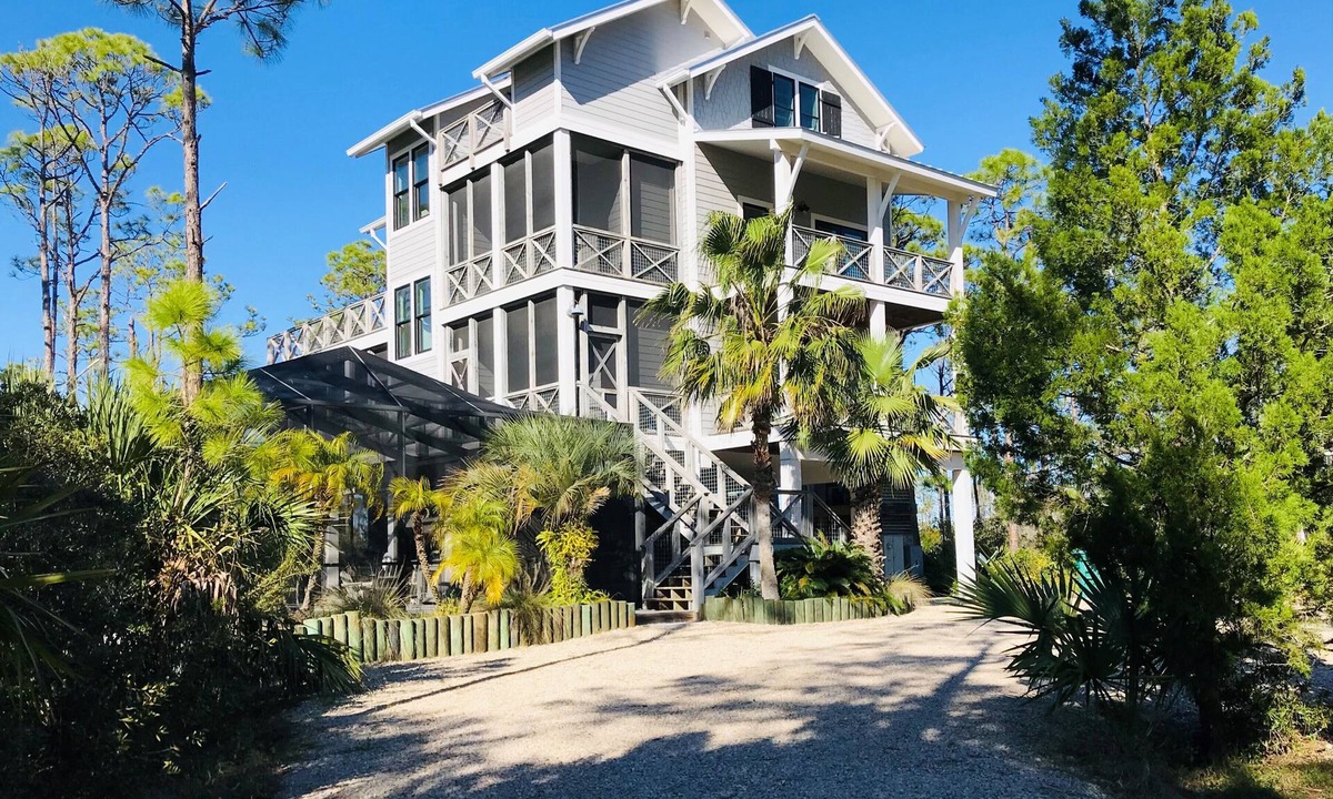 Plantation House | August 2026 Big Savings! Bayfront, Private Pool, Handicap-Friendly