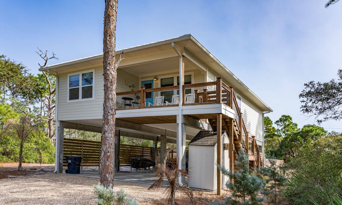 St. George Island House | Don't Worry Beach Happy w/Golf Cart, Private Pool, Dogs OK