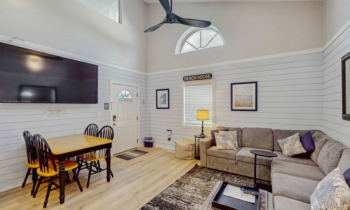 St. George Island Condo | Great, dog-friendly home with Gulf views, shared pool, just steps from the Gulf