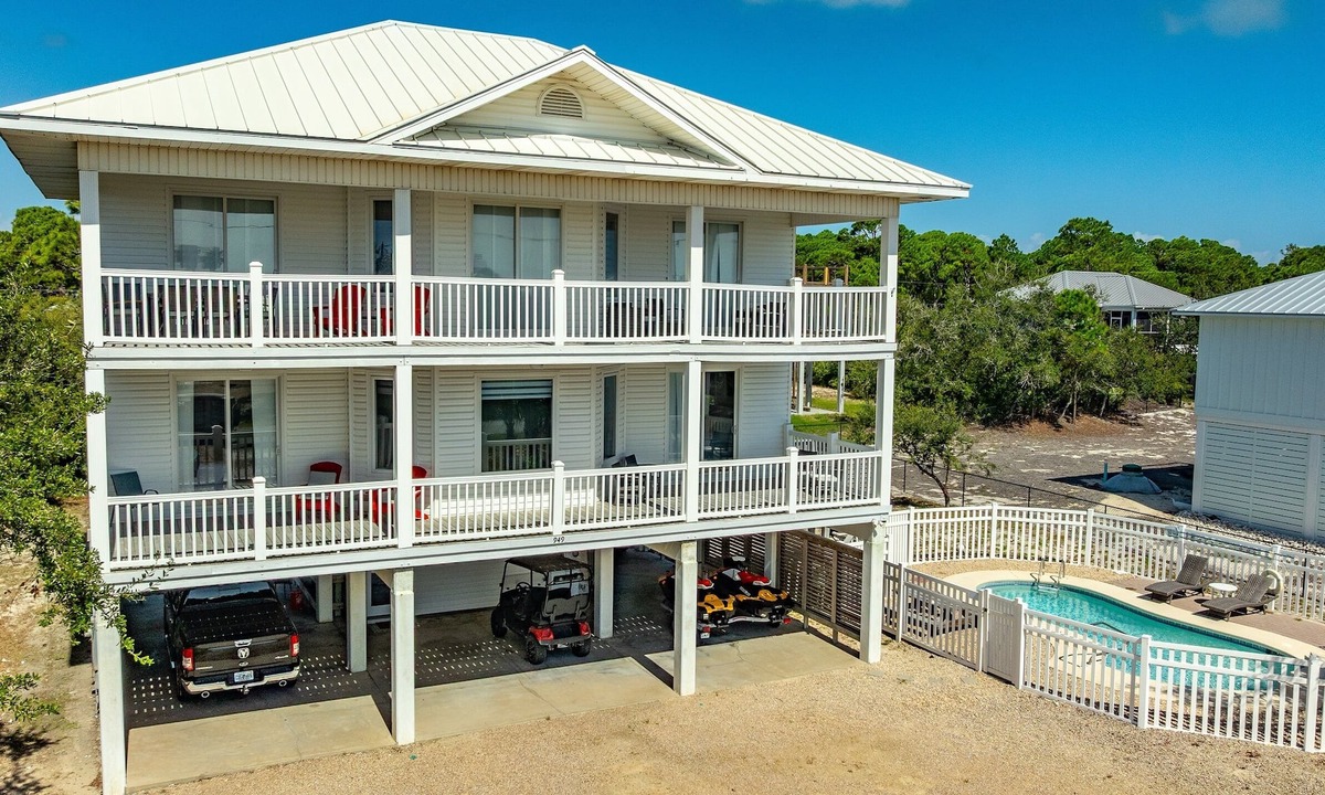 St. George Island House | St. George Island Home Pool Elevator Weekly Rental