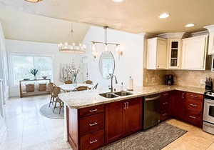 3BR/3BA Villa: Central A/C! Short Walk To Beach! in Koloa