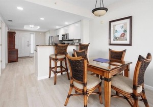 Coastal Comfort & Stunning Sunsets in Treasure Island