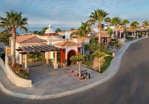 Stunning 3BR Villa on Sea of Cortez - Priv Pool/Jacuzzi - Sleeps 10 in Cabo San Lucas