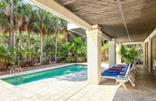 Plantation House | Atlantis - 5-Bedroom Luxury Beach Home