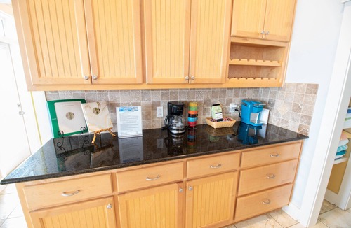 East End House | August 2026 Big Savings! Outdoor Oasis, Family-Friendly, Dogs Ok!