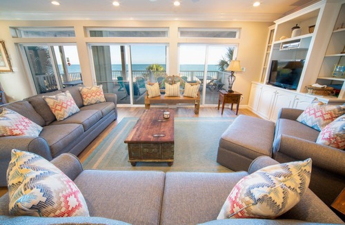 Plantation House | August 2026 Big Savings! BEACHFRONT, 5BR/4.5BA, Sleeps 22, Elevator