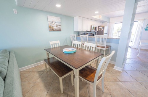 St. George Island Condo | August 2026 Big Savings! Remodeled bathrooms! BEACHFRONT