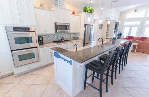 Plantation House | August 2026 Big Savings! Back on the Rental Market! Dog-Friendly