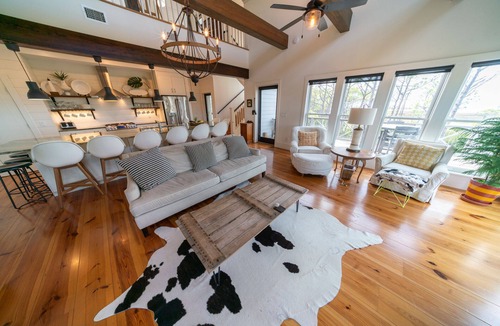Plantation House | August 2026 Big Savings! Bayfront, Private Pool, Handicap-Friendly