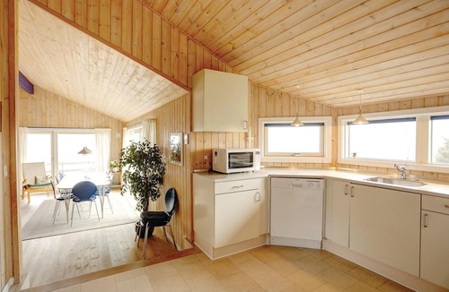 Sandkaas House | Awesome home in Allinge with sauna