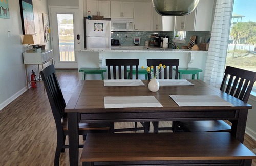 East End Condo | BEACHFRONT Gorgeous View! OCEANFRONT Sunday to Sunday