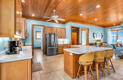 St. George Island House | Black Skimmer - Beach front, screened porch, elevator, and pet friendly!