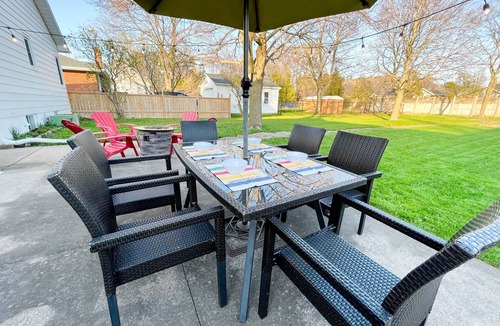Niagara-on-the-Lake House | Chateau Vino - newly renovated home in the heart of NOTL wine country!