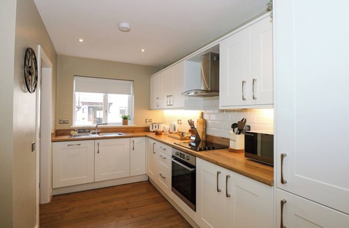 Beddgelert Cottage | CRAIG Y LLAN, pet friendly, character holiday cottage in Beddgelert