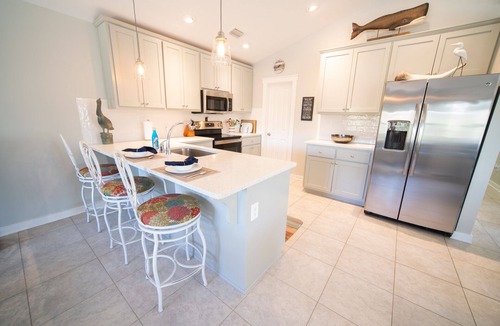 St. George Island House | Don't Worry Beach Happy w/Golf Cart, Private Pool, Dogs OK