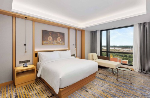 Vientiane Hotel | DoubleTree by Hilton Vientiane