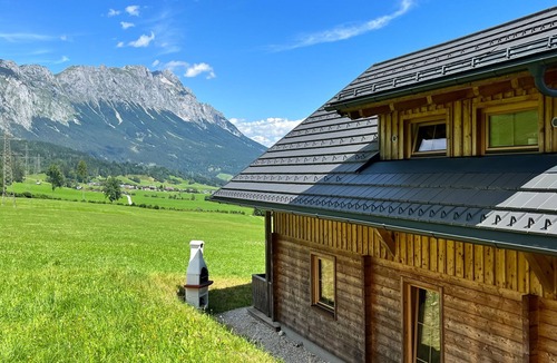 Sankt Martin am Grimming House | Grimmingblickhütte by Interhome