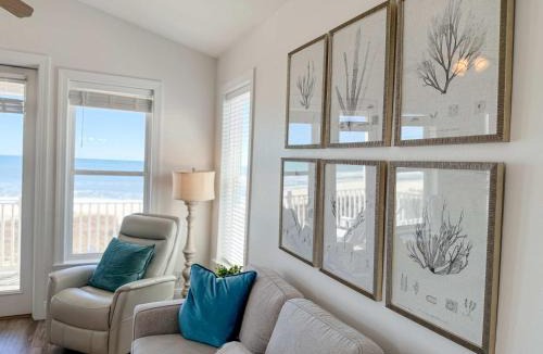 East End House | Gulf-Front Paradise 3BR Beach House Prime Location