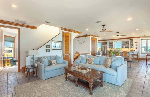 Plantation House | Gulf Front- Private Pool- Pet Friendly SGI