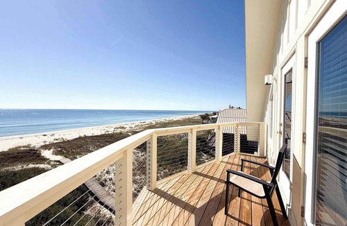 Plantation House | Gulf-Front,Pool, Hot Tub, 5 Kings