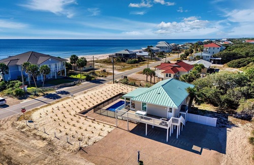 St. George Island House | Heated Pool, Dog Friendly Aqua Holic - across from the beach 3 bedroom 2 bath