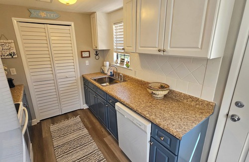 St. George Island Cottage | Isle Be Back!: 3 BR, 2 BA Cottage in St. George Island, Sleeps 6