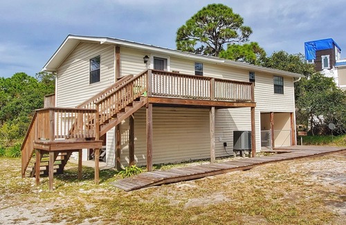 St. George Island Cottage | Isle Be Back!: 3 BR, 2 BA Cottage in St. George Island, Sleeps 6