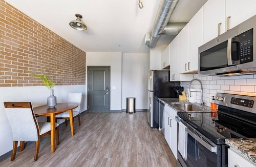Northwest Pensacola Apartment | Landing | Modern 1BD, Game Room, Pool