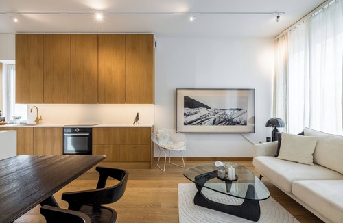 Hietalahti Apartment | Lovely Design Townhouse with own sauna at Kamppi