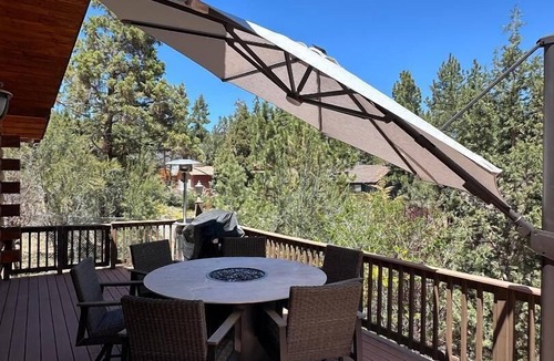 Whispering Forest Cabin | Modern Rustic Escape, Relaxing Deck with Firepit Table - No Better Escape than Our Private Lot - 3BR w/Game Loft, Pac Man tabletop games console!