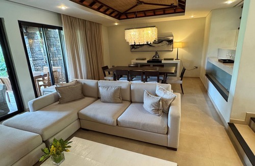 Beau Champ Apartment | Apartment at Anahita 5*Resort :golf & access to Ile aux Cerfs exclusive beach-1-