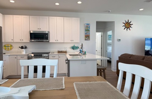 St. George Island House | New! Bayfront home w/Pool, Golf Cart, Kayaks, Bikes & The Islands Best Sunsets!