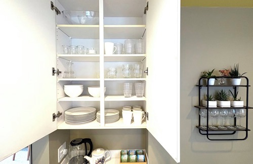 Upper Lonsdale House | Top-Rated 2BR Mountain View Suite — Modern, Quiet Escape Near Nature & City