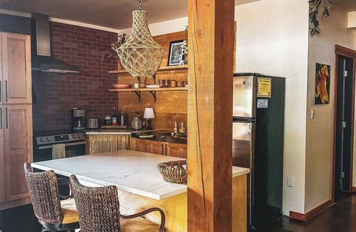 Nelson House | Walk everywhere from Railtown Suite! + spacious, beautiful, & comfortable.
