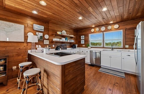 Plantation House | Welcome to Blu Sea Glass!
