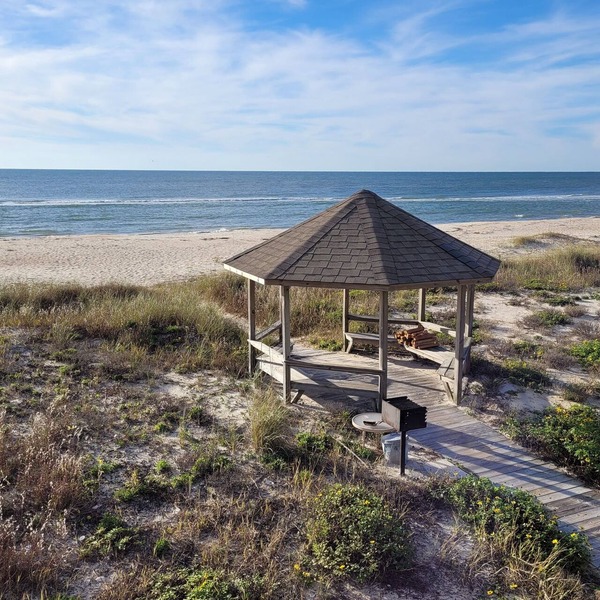 BEACHFRONT Gorgeous View! OCEANFRONT Sunday to Sunday