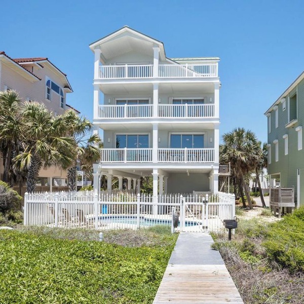 Gorgeous Gulf Front Home, 8 bed/7 bath, Pool, Elevator, and all the amenities!