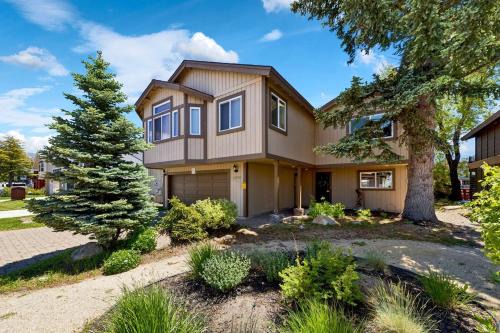 1673 Venice Drive home in South Lake Tahoe