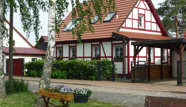 A Rural Idyll Near Erfurt/Weimar in OT Utzberg