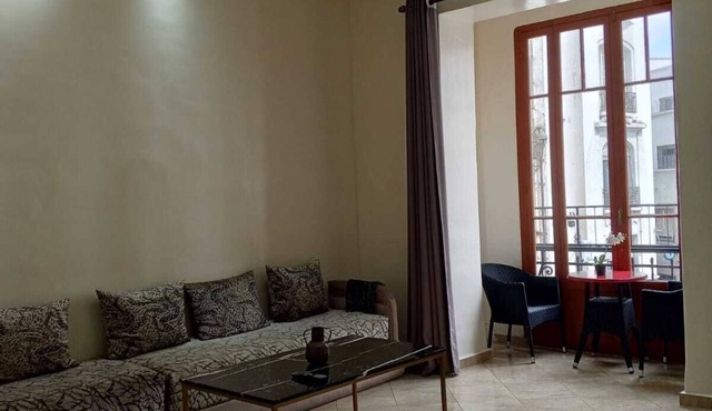 Appartement Néoclassique Style 1920 centre-ville in Casablanca