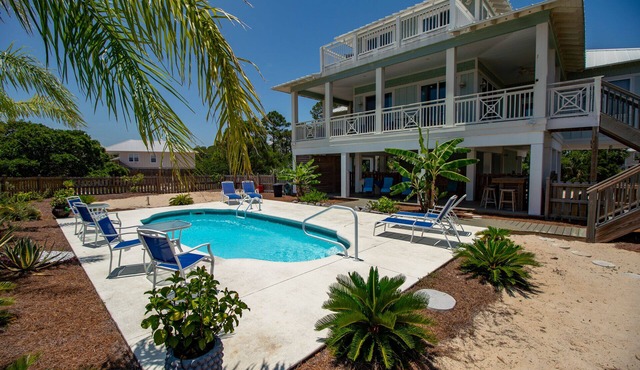 August 2026 Big Savings! Outdoor Oasis, Family-Friendly, Dogs Ok!