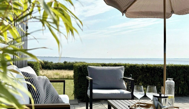 Beach villa overlooking South Funen Archipelago in Faaborg