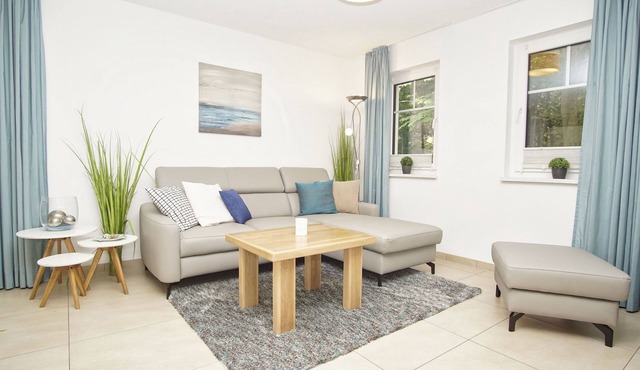 Beachfront apartment with terrace, use of swimming pool and sauna - Rex Rugia H-1010 in Mönchgut OT Lobbe