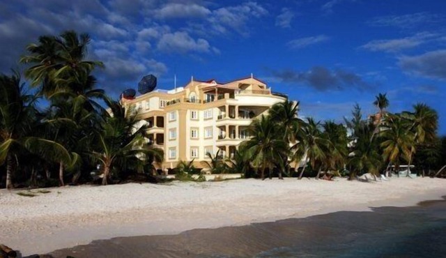 Beachfront Apartment at Dover Beach, St Lawrence in St. Lawrence Gap