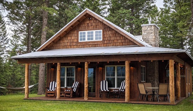 BEAUTIFUL SOUL REJUVENATING MONTANA CABIN AND LOCATION in Bigfork