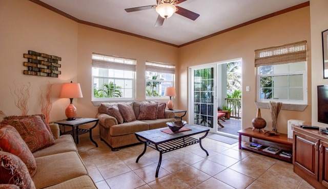 Bermuda Beach Ocean Front 2-Bedroom Condominium - Gold Standard Approved in San Pedro