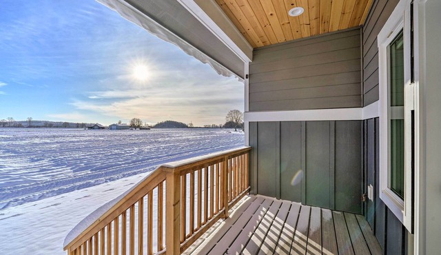 Bright La Conner Getaway w/Mountain Views! in La Conner